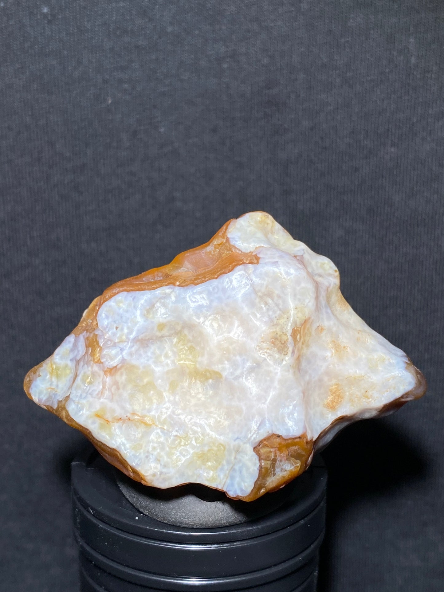 (1056)Alxa Desert Gobi Agate, rough nature stone,Natural Color Raw Stone from Inner Mongolia.
