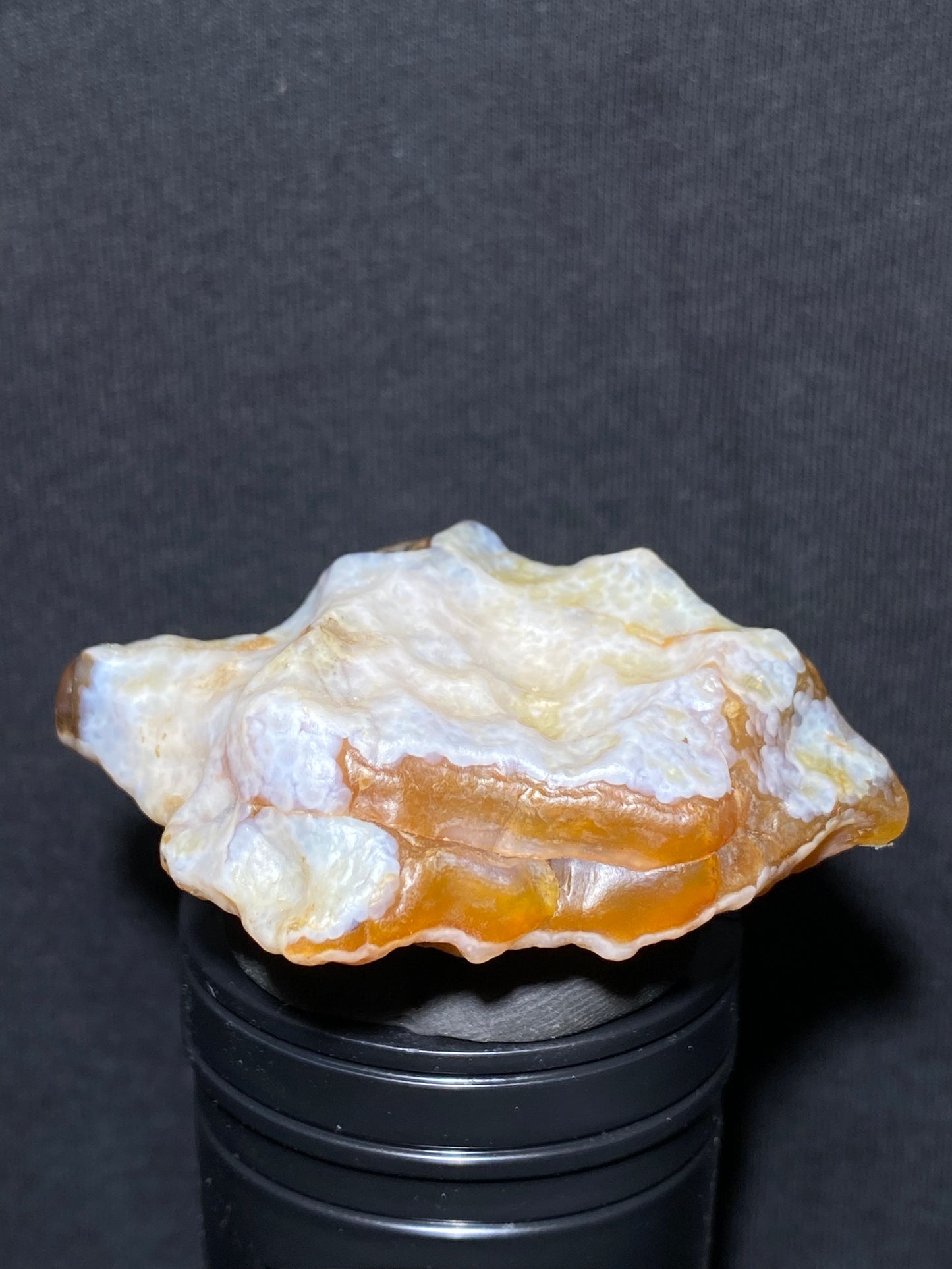 (1056)Alxa Desert Gobi Agate, rough nature stone,Natural Color Raw Stone from Inner Mongolia.