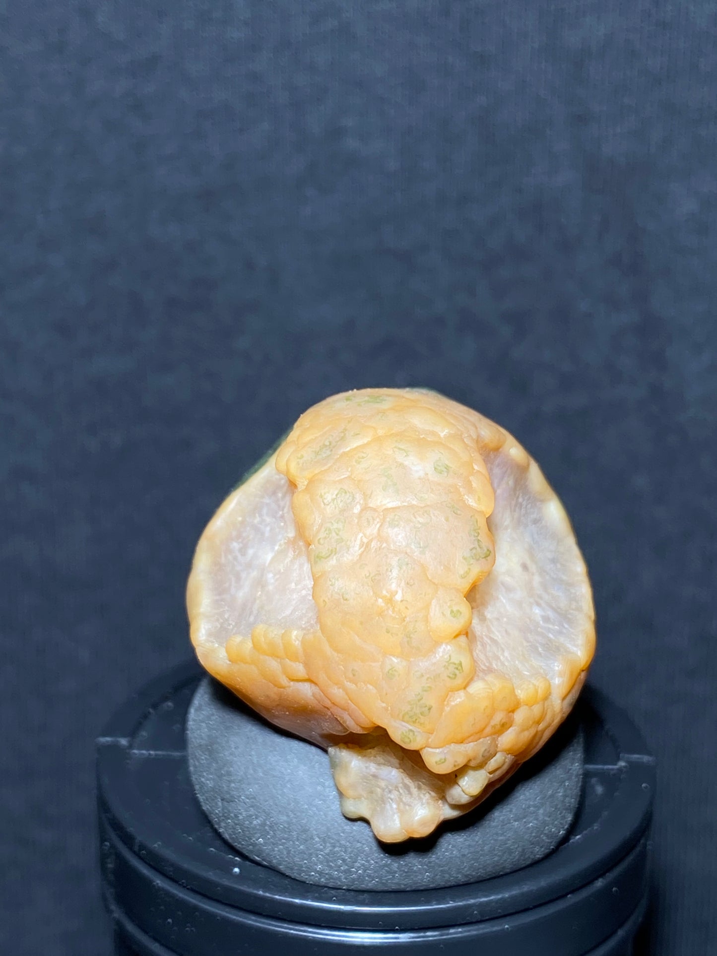 (1057)Alxa Desert Gobi Agate, rough nature unique stone,Natural Color Raw Stone from Inner Mongolia.