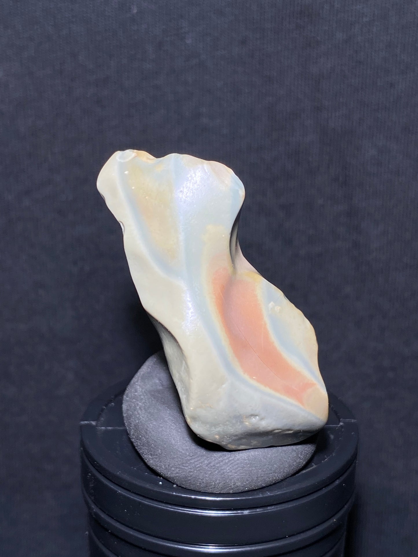 (1059)Gobi Desert  Agate, Alxa rough nature stone,Natural Color Raw Stone from Inner Mongolia.