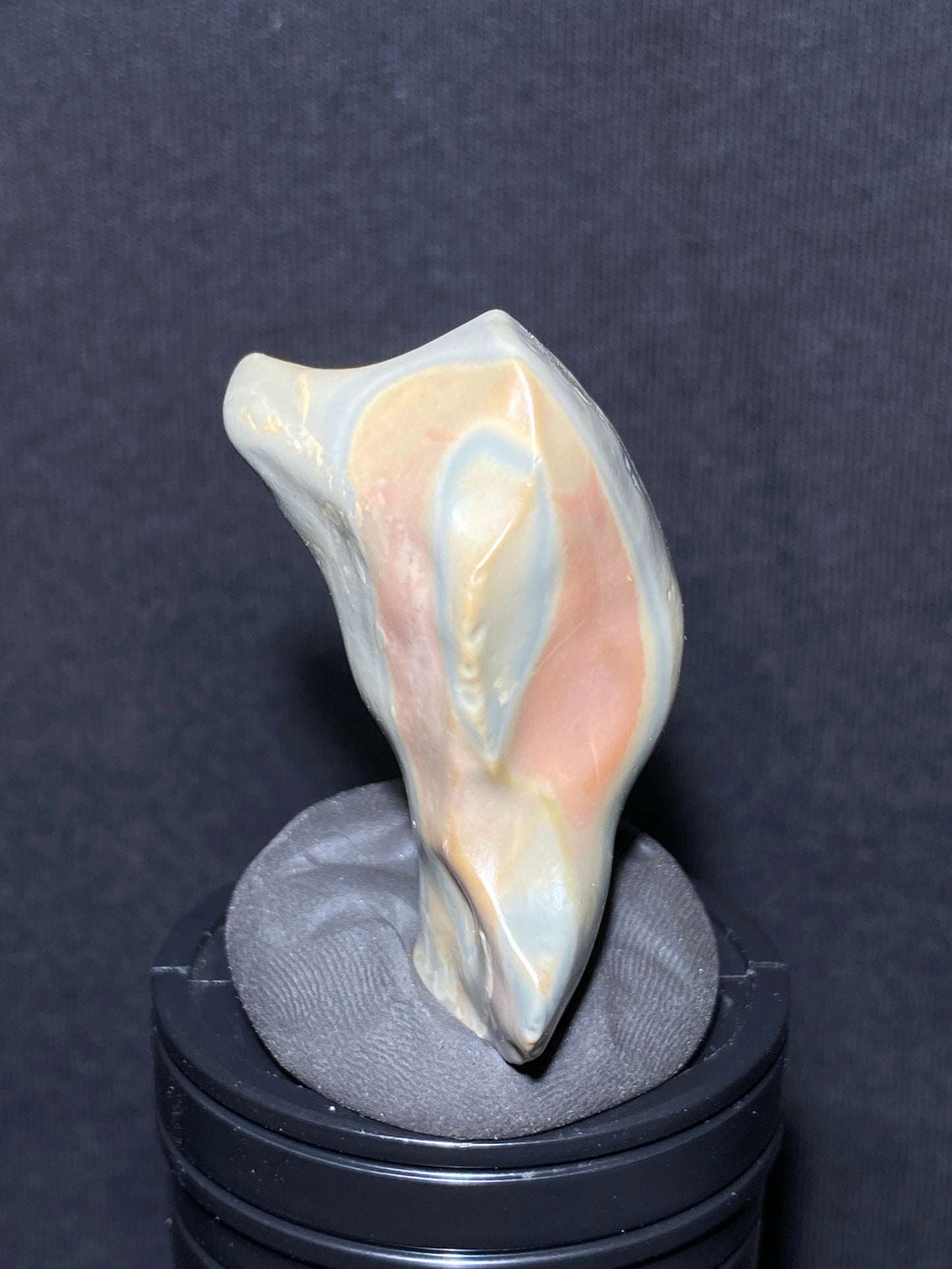 (1059)Gobi Desert  Agate, Alxa rough nature stone,Natural Color Raw Stone from Inner Mongolia.