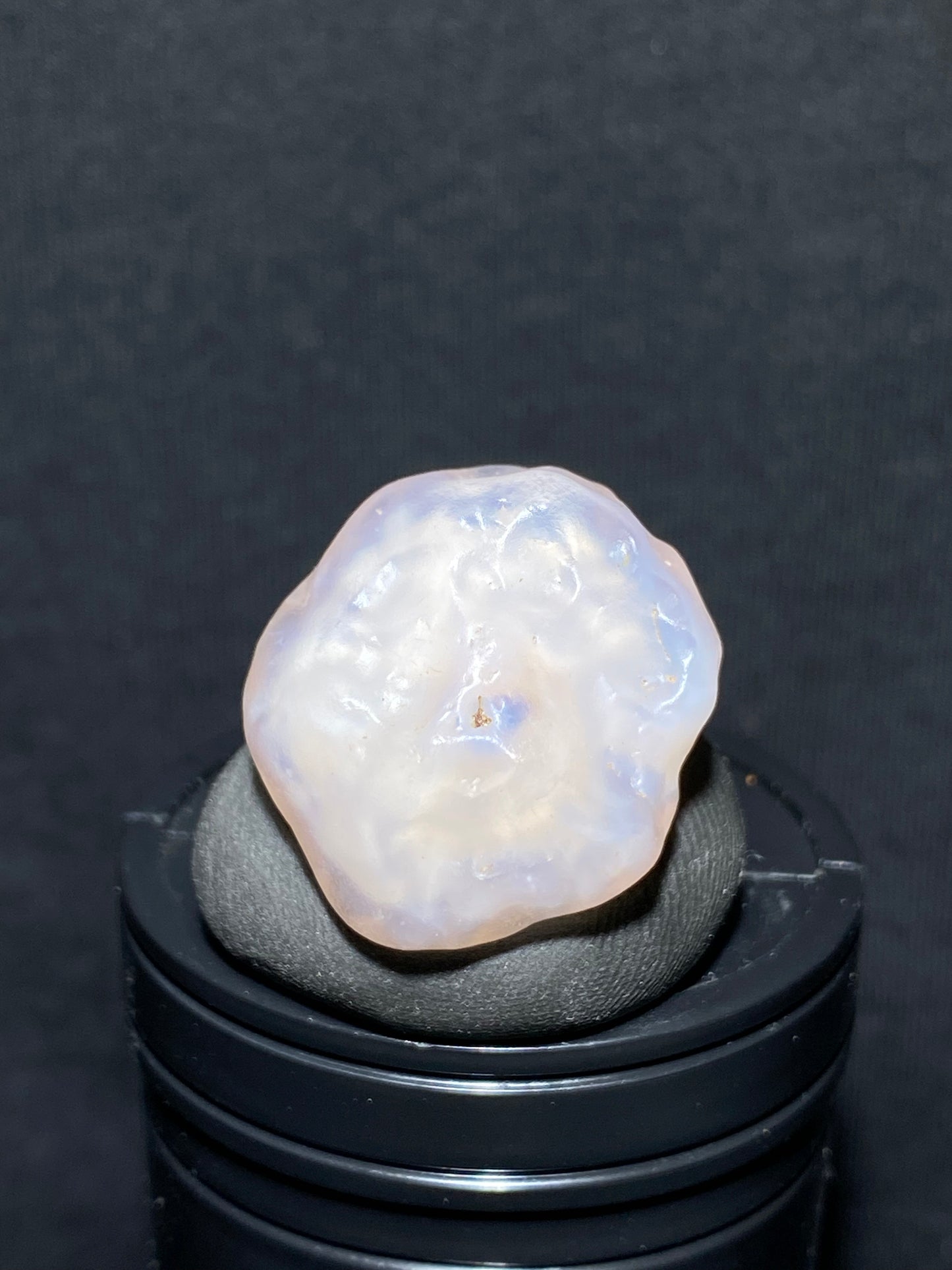 (1067)Alxa Desert Gobi candy Agate, rough nature stone,Natural Color Raw Stone from Inner Mongolia.