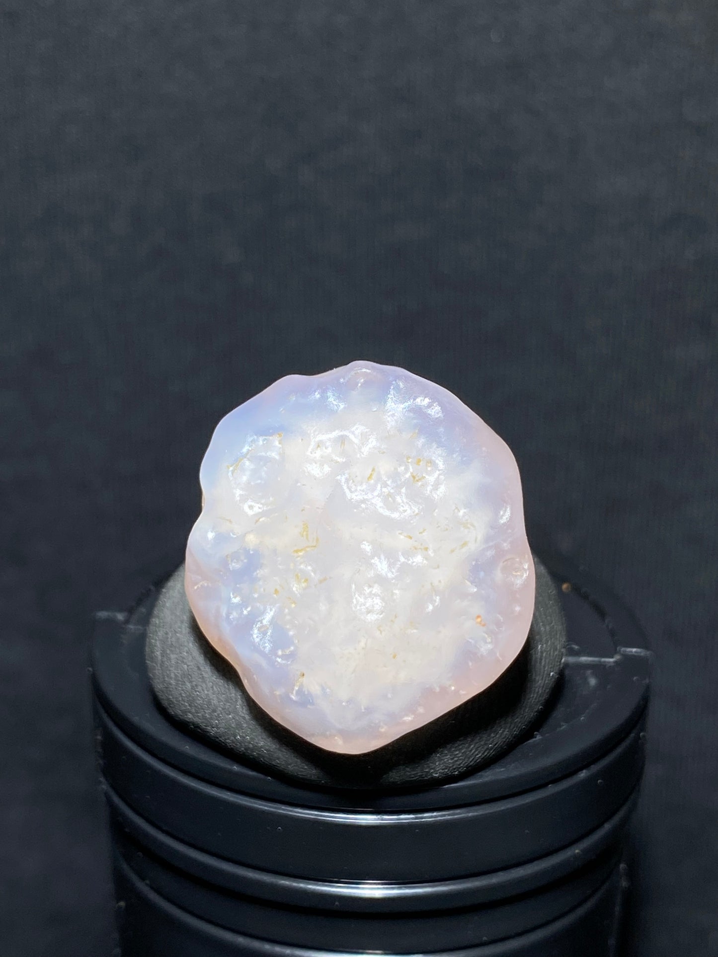 (1067)Alxa Desert Gobi candy Agate, rough nature stone,Natural Color Raw Stone from Inner Mongolia.