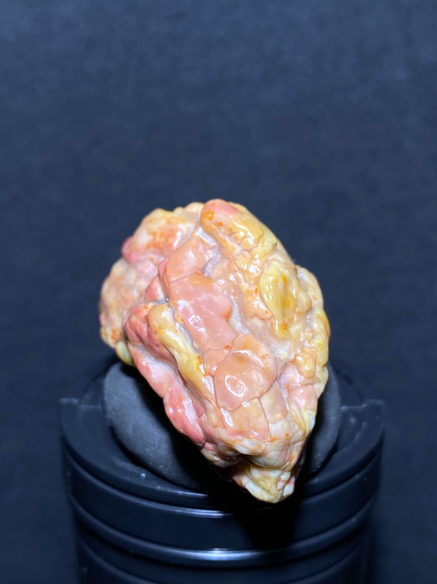 (1070)Alxa Desert Gobi Agate, rough nature stone,Natural Color Raw Stone from Inner Mongolia.