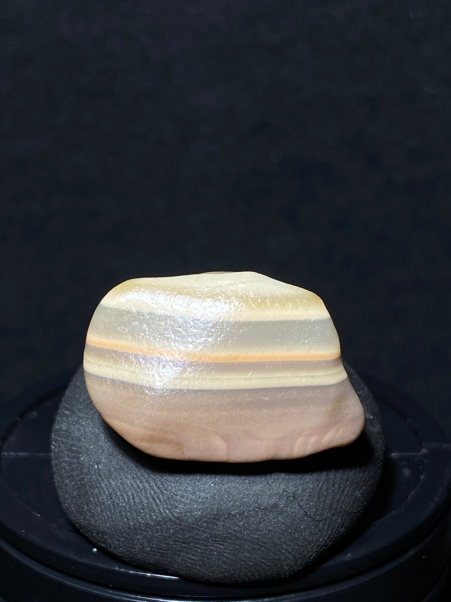 (1075)Alxa Gobi Desert Agate, rough nature stone,Natural Color Raw Stone from Inner Mongolia.