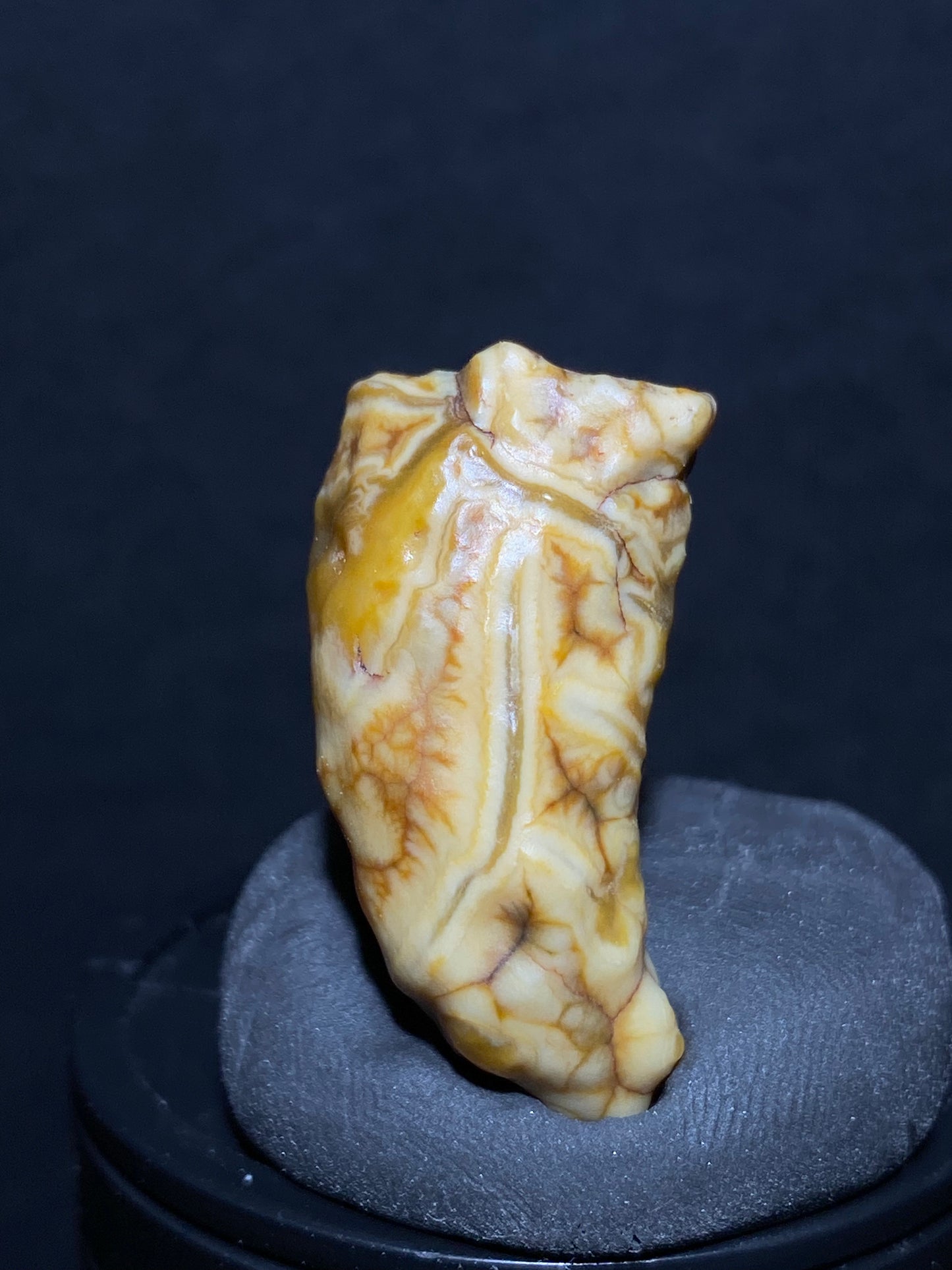 (1076)Alxa Gobi Desert vein Agate, rough nature stone,Natural Color Raw Stone from Inner Mongolia.