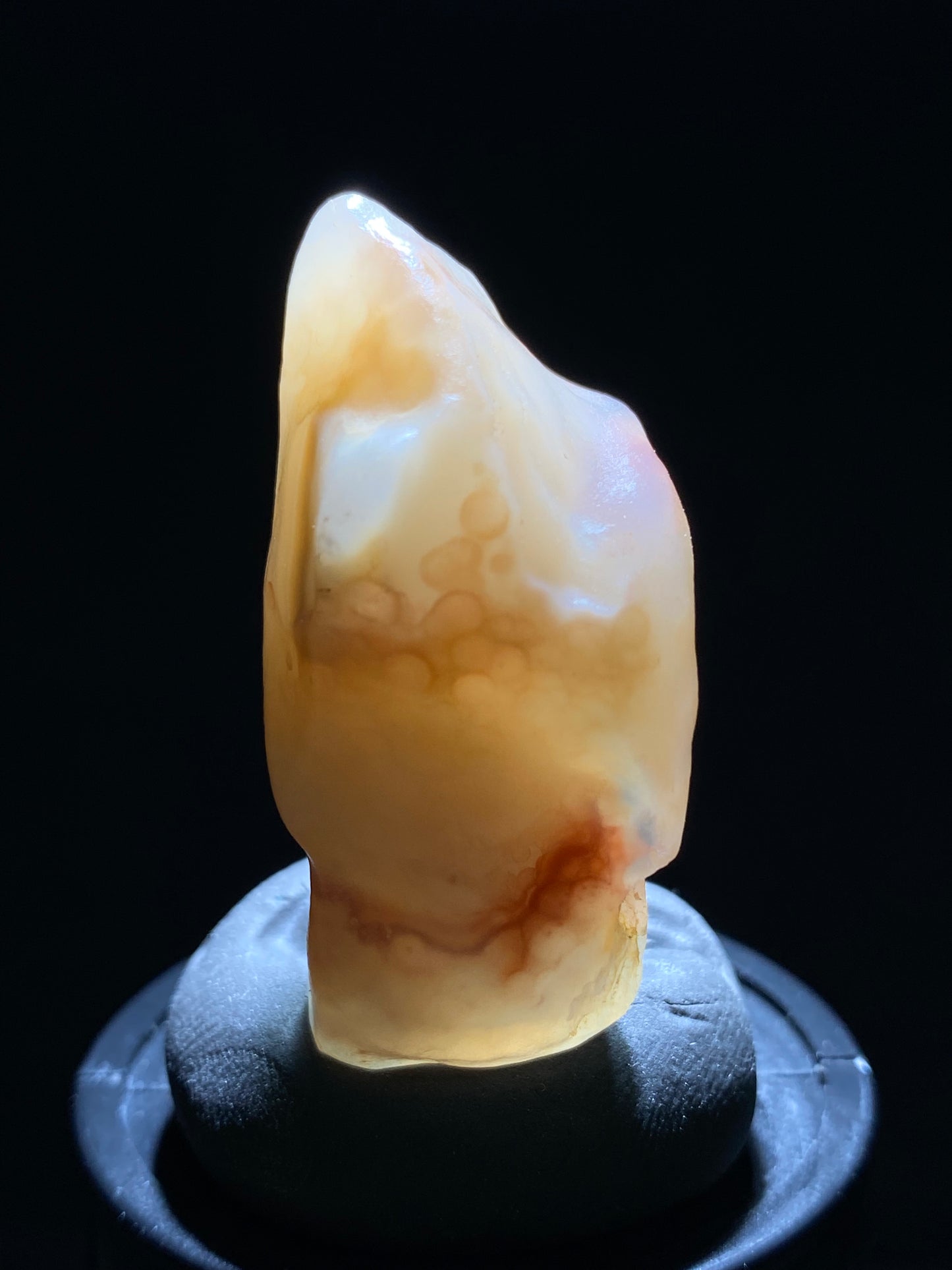 (1077)Alxa Gobi Desert candy Agate, rough nature stone,Natural Color Raw Stone from Inner Mongolia.