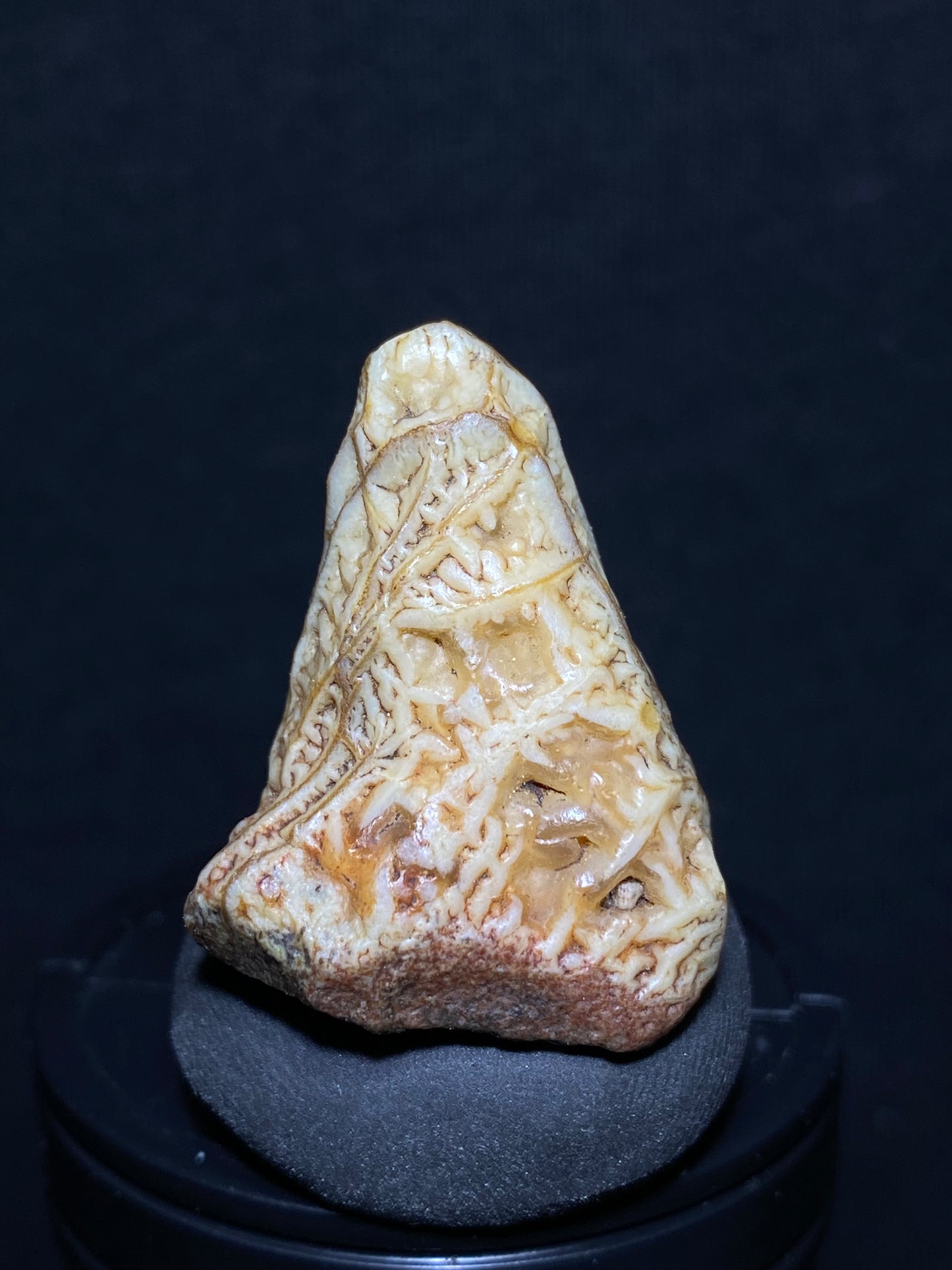 (1080)Alxa Gobi Desert vein Agate, rough nature stone,Natural Color Raw Stone from Inner Mongolia.