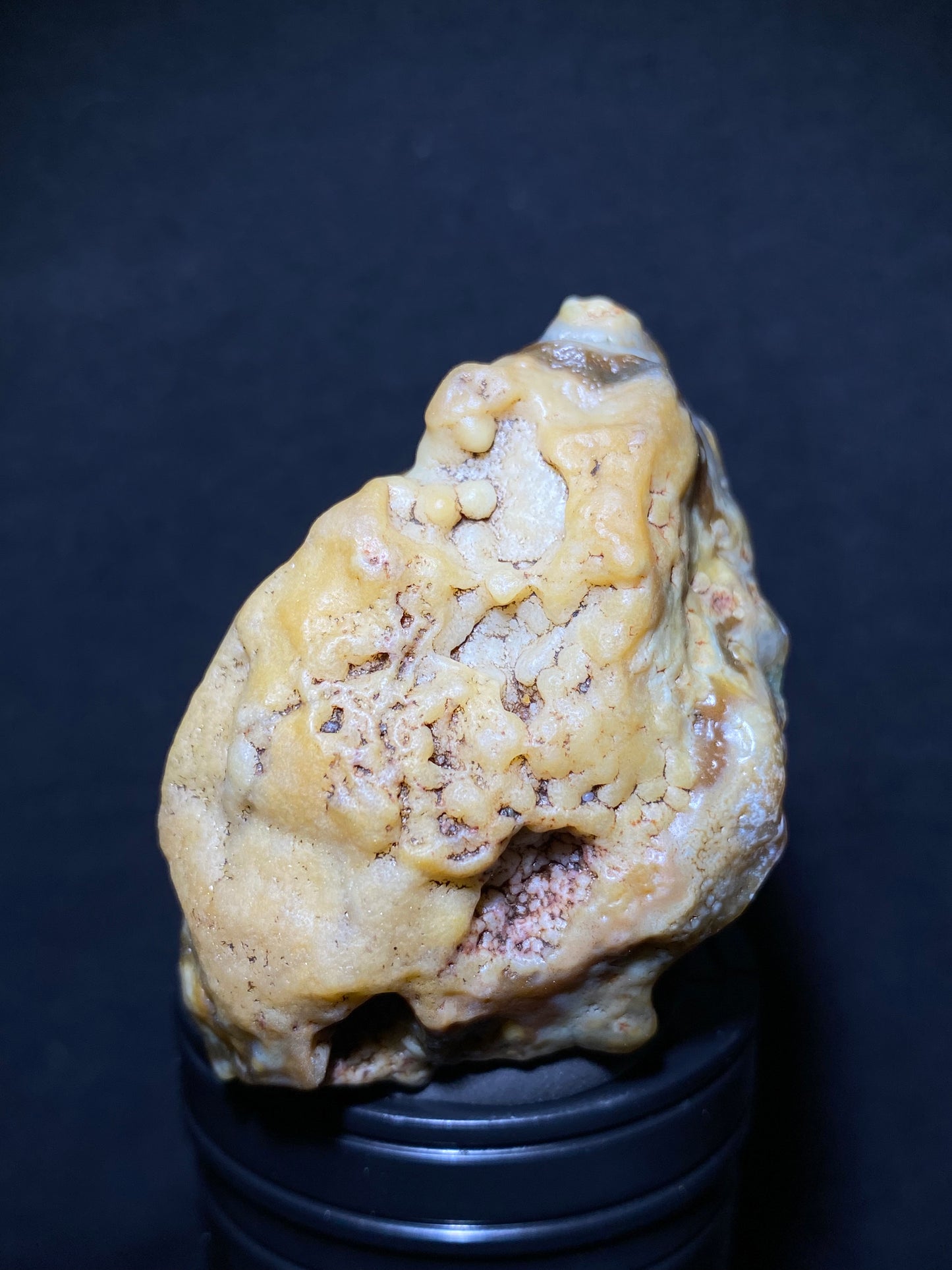 (1095)Alxa Gobi Desert Agate, rough nature stone,Natural Color Raw Stone from Inner Mongolia.