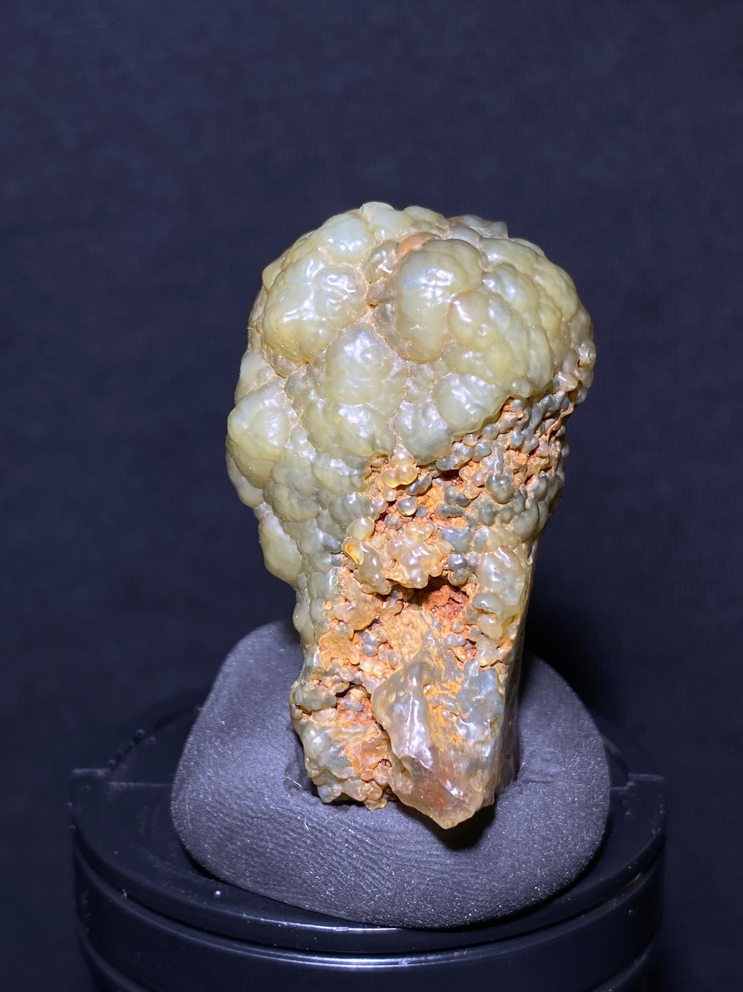 (1098) Gobi Desert Agate, rough nature stone,Natural Color Raw Stone from XinJiang