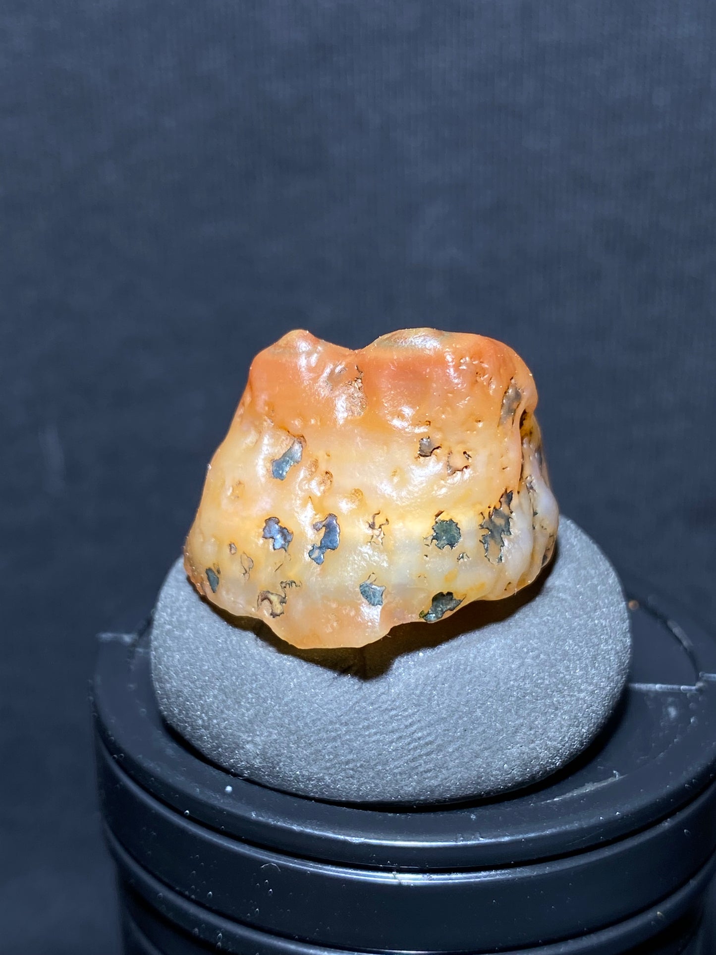 (1106)Alxa Gobi Desert sugar heart Agate, moss agate, rough nature stone, Natural Color Raw Stone from Inner Mongolia.