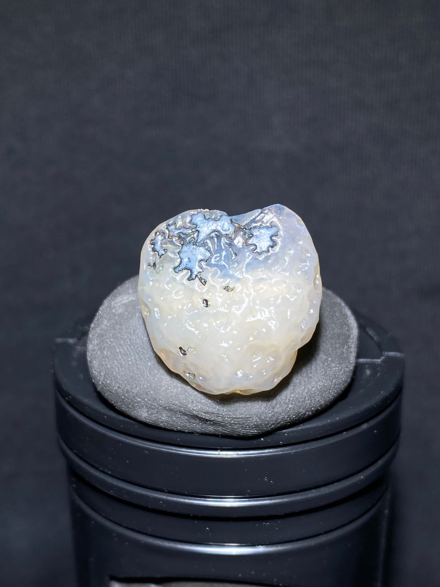 (1108)Alxa Gobi Desert sugar heart Agate, moss agate, rough nature stone, Natural Color Raw Stone from Inner Mongolia.