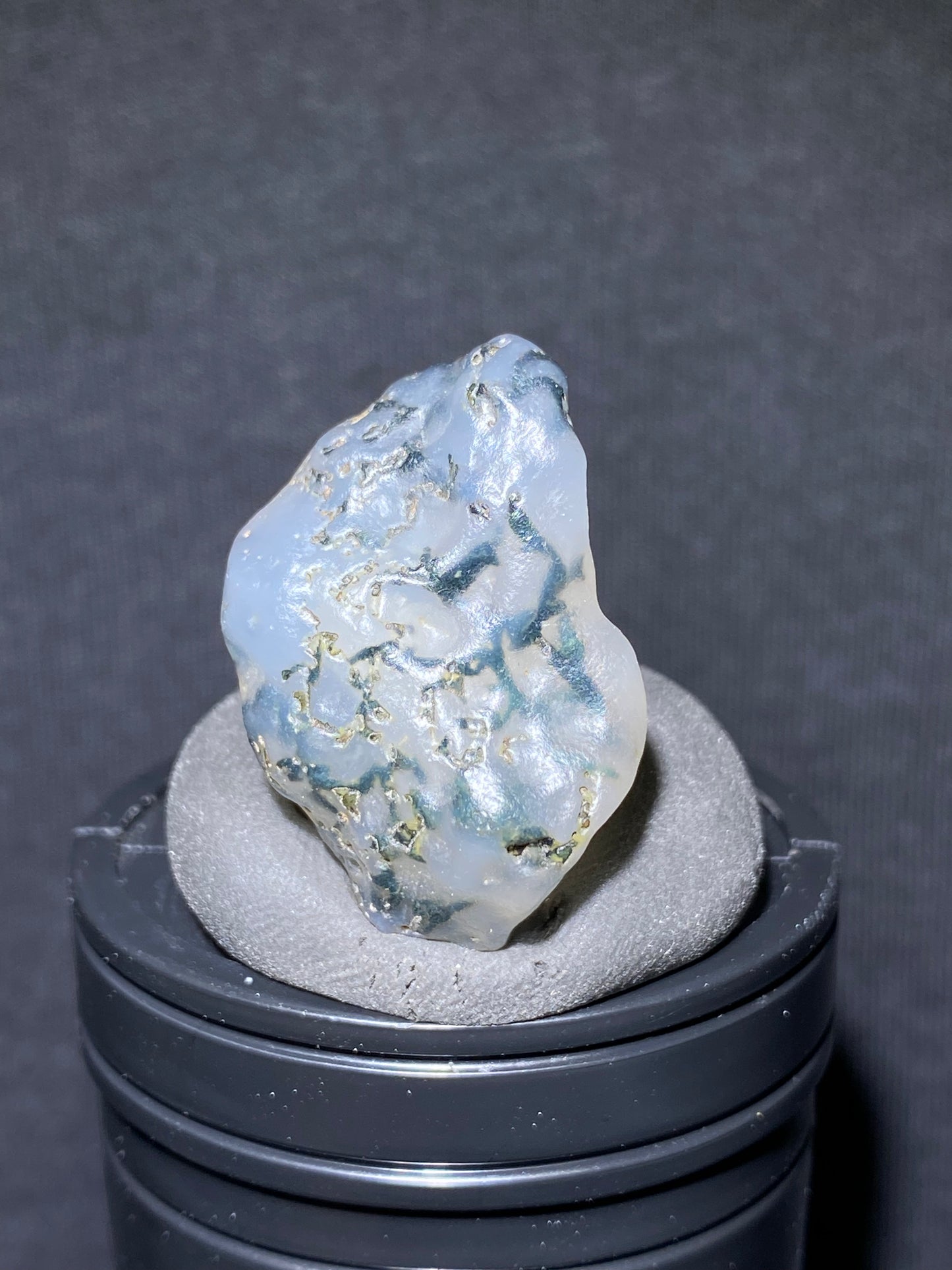 (1110)Alxa Gobi Desert sugar heart Agate, moss agate, rough nature stone, Natural Color Raw Stone from Inner Mongolia.