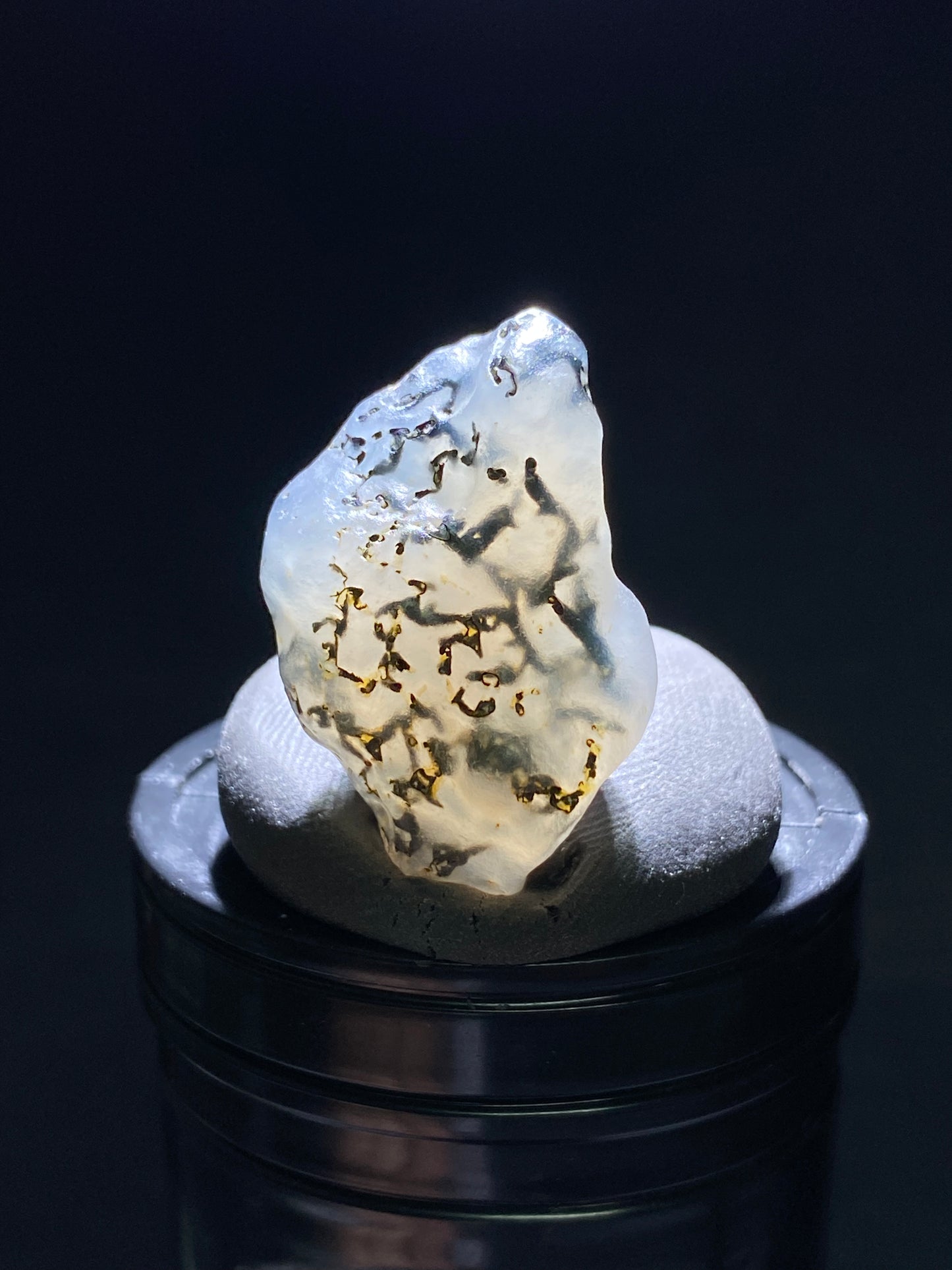 (1110)Alxa Gobi Desert sugar heart Agate, moss agate, rough nature stone, Natural Color Raw Stone from Inner Mongolia.