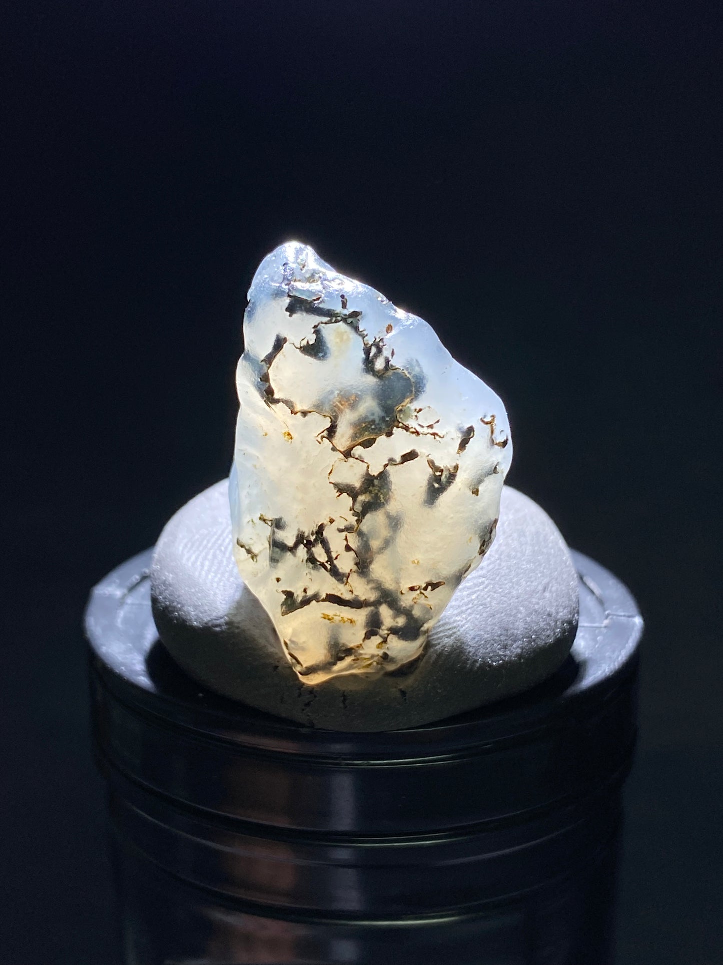 (1110)Alxa Gobi Desert sugar heart Agate, moss agate, rough nature stone, Natural Color Raw Stone from Inner Mongolia.