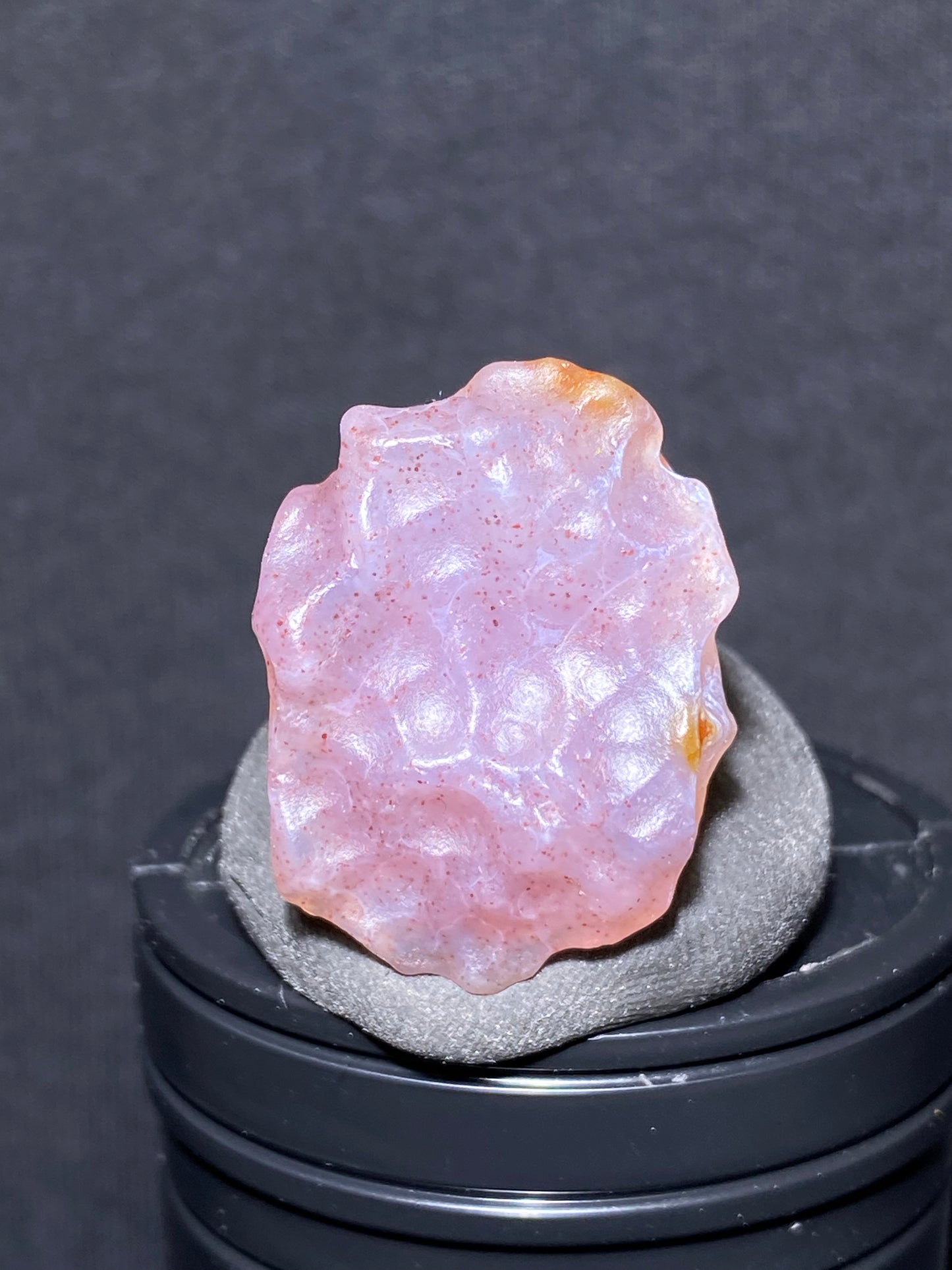 (1111)Alxa Gobi Desert sugar heart Agate, Strawberry agate, rough nature stone, Natural Color Raw Stone from Inner Mongolia.