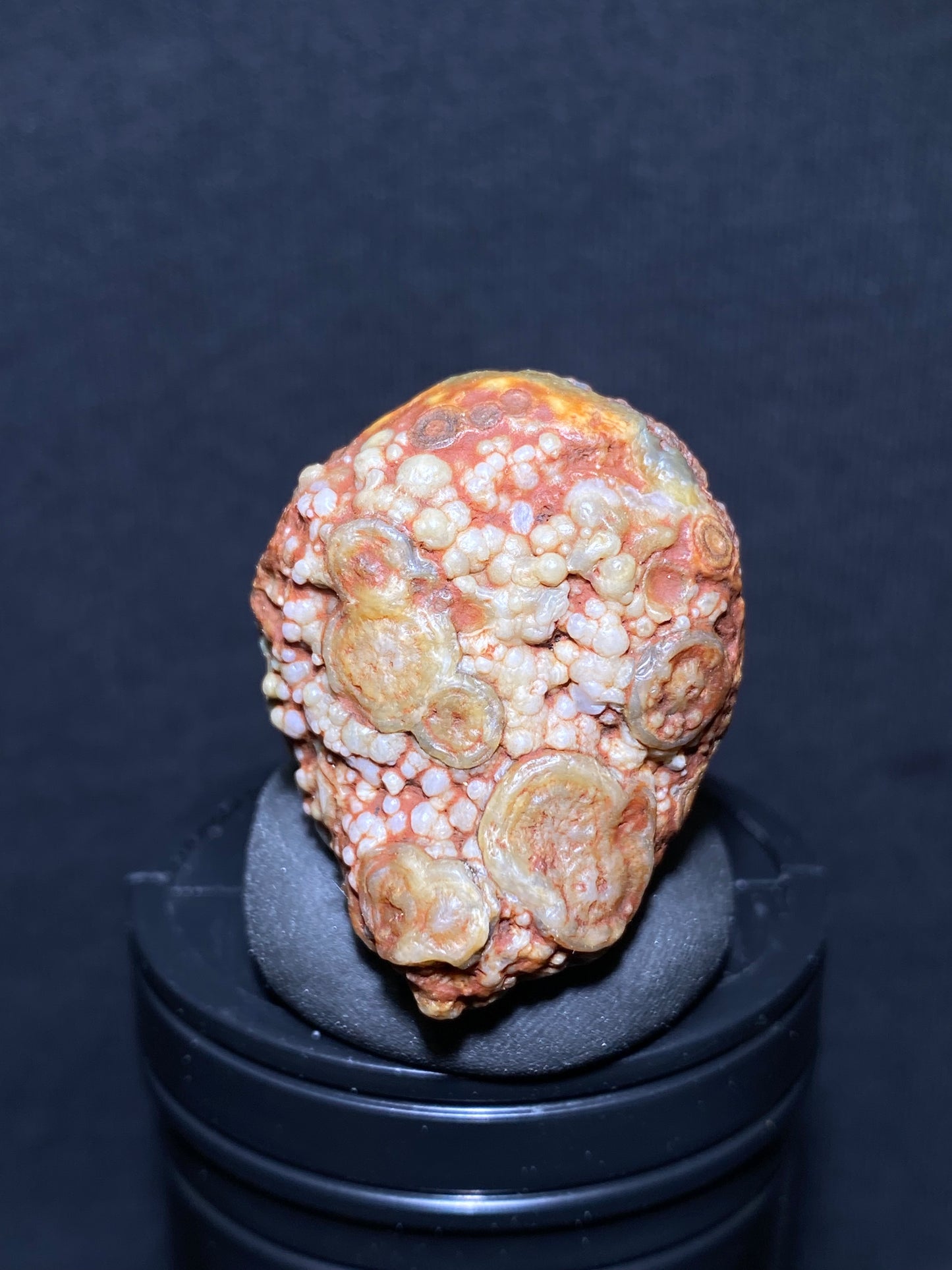 (1128)Alxa Gobi Desert red eye Agate, rough nature stone,Natural Color Raw Stone from Inner Mongolia.