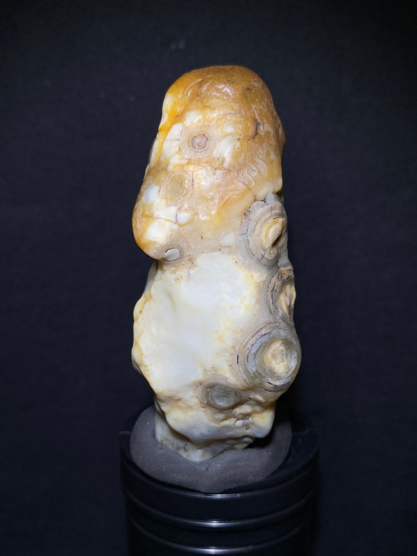 (1132)Alxa Gobi Desert eye Agate, Natural Color Raw Stone from Inner Mongolia. Collector’s Rough Agate for Display & Curation.