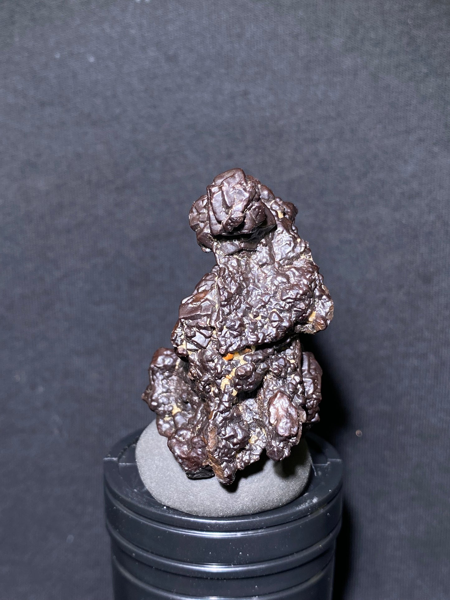 (1135) Gobi Desert Black Desert Stone – Rare Natural Raw Stone with human-Like Shape | Collector’s Display Specimen