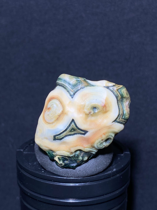 (1136)Alxa Desert Gobi Eye Agate, with twin eyes and grimace pattern, Natural Green Color Raw Stone from Inner Mongolia.Collectible Polished by Nature.